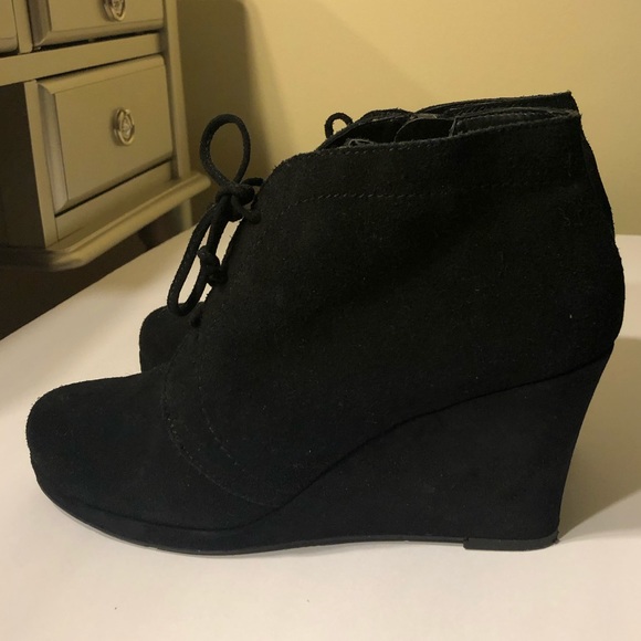 Dolce Vita Wedge Booties Size 10 - Picture 5 of 8
